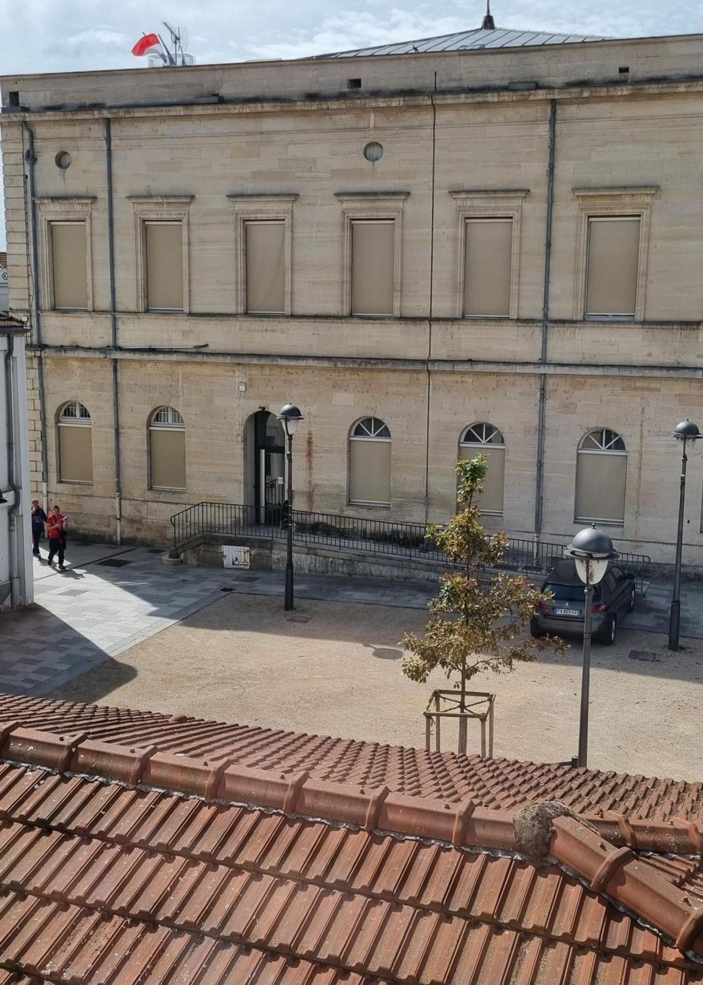 Victoire Saphir 203 Climatise Hotel De Ville Saint-Dizier Exterior photo